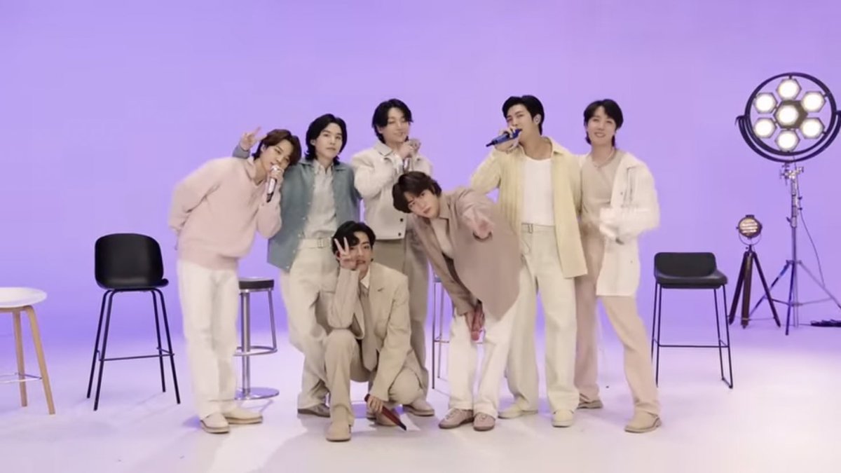 btschartsxdaily's tweet photo. 💜🥹💜 https://t.co/sCkFc7Xw80