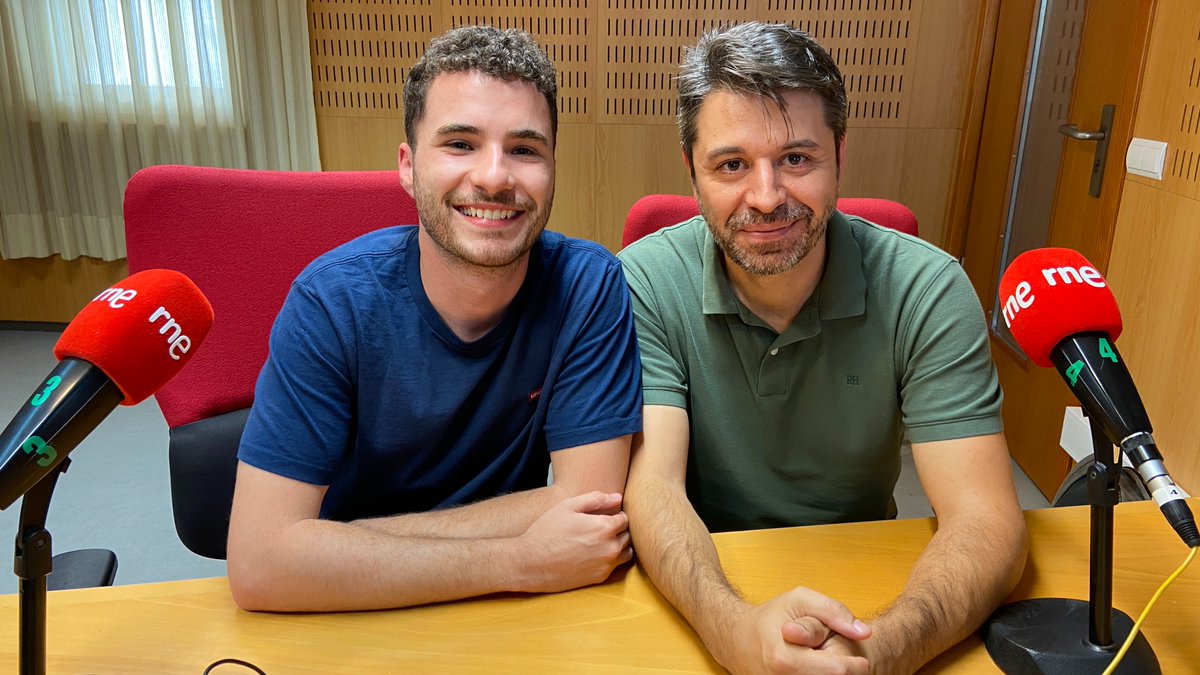 💨 'Son ciertamente preocupantes esos datos de prevalencia del #asma en Canarias. Prácticamente doblan el promedio nacional' Fabián Lorenzo y Javier Pérez, investigadores de la #ULL, estuvieron en el programa @doblehelicerne. #Podcast 📻 ivoox.com/raices-genetic…