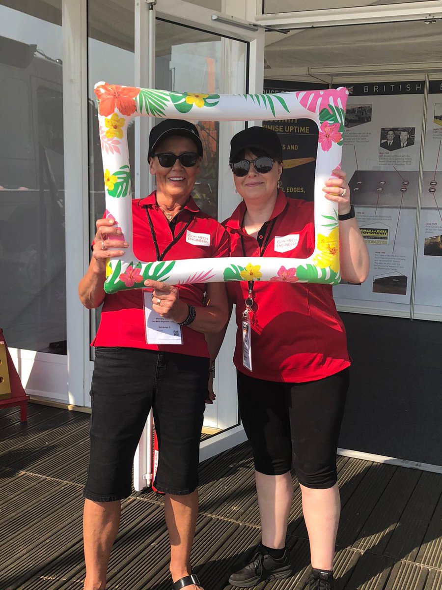 Aloha, we’re all set up at #plantworx2023 

Hawaiian theme today to match the weather!!☀️🕶️☀️ 

Pop along to stand D-JB1 

#groundengagingtools #wearparts #spadedges #cuttingedges #constructionlife #ukmfg #diggertheduck @Plantworx2023