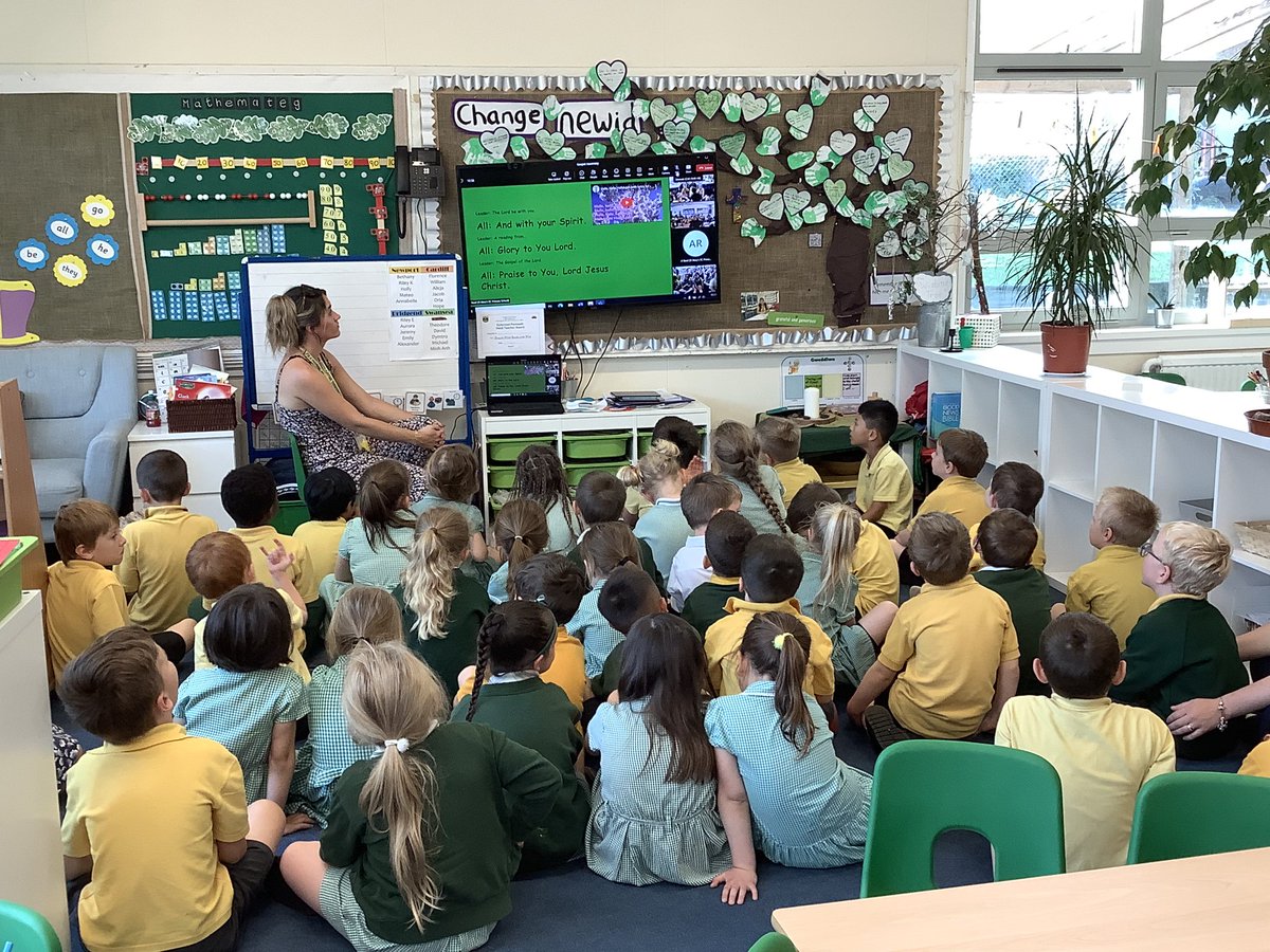 StMarysRCSch's tweet photo. All gathering together with reception class this bore da for a lovely gospel assembly from Mr Reed @CatholicCardiff #thegoodsmartian #letsbegenerous https://t.co/AiJZZ2nCCp