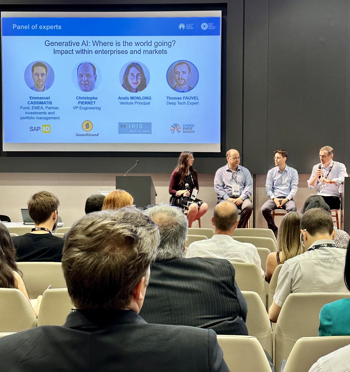 ADublanche's tweet photo. Just before the launch of @VivaTech tomorrow, @ChooseIDF is welcoming top of the class international start-ups specialized in #artificialintelligence to pitch in front of large companies of the Paris Region looking to accelerate #innovation
Exciting connections ahead! https://t.co/UZjYSevlxI
