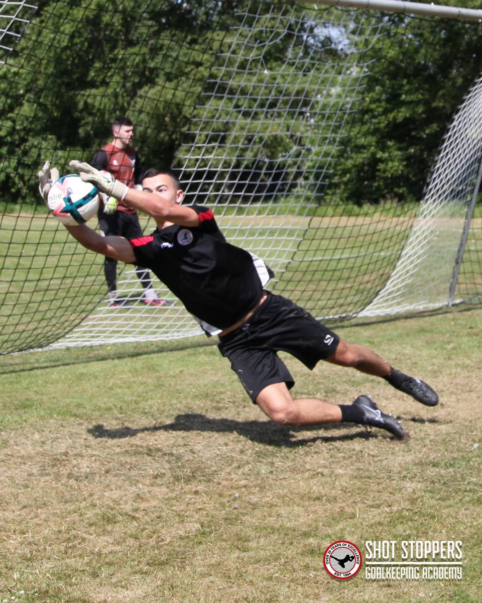 shot_stoppersgk's tweet photo. No let up in the standards expected of our keepers.
And they delivered... Again
Get in touch to join us.
#bewiththebest #goalkeeper #goalkeepertraining #goalkeepers #goalkeepersaves #goalkeeping #goalkeeperlife https://t.co/R478OVUaRH