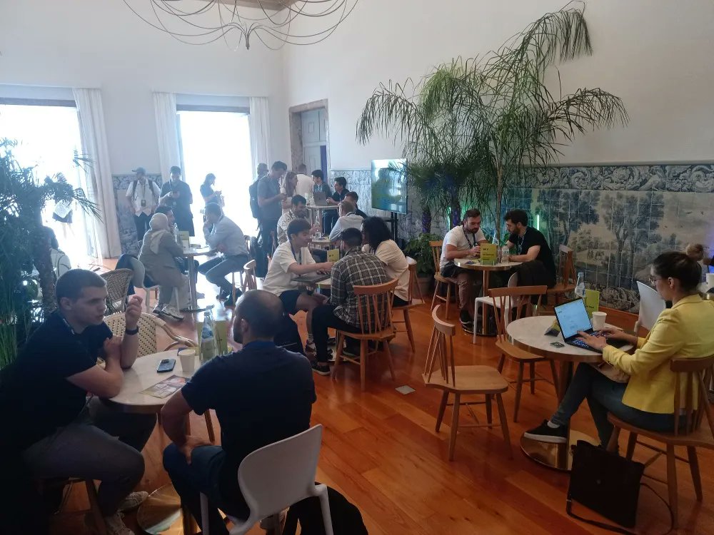 Gate's tweet photo. ✨ https://t.co/8kWqgEeplL makes waves at the Epic Web3 Conference in Lisbon, Portugal!

Our Global Head of HR Operations, Nelson Lopez, join the panel discussions and shared valuable insights on talent management &amp; HR strategies in the #Web3 space 🚀

#Gateio #Events #EpicWeb3 https://t.co/2AHVwaDZ2Z