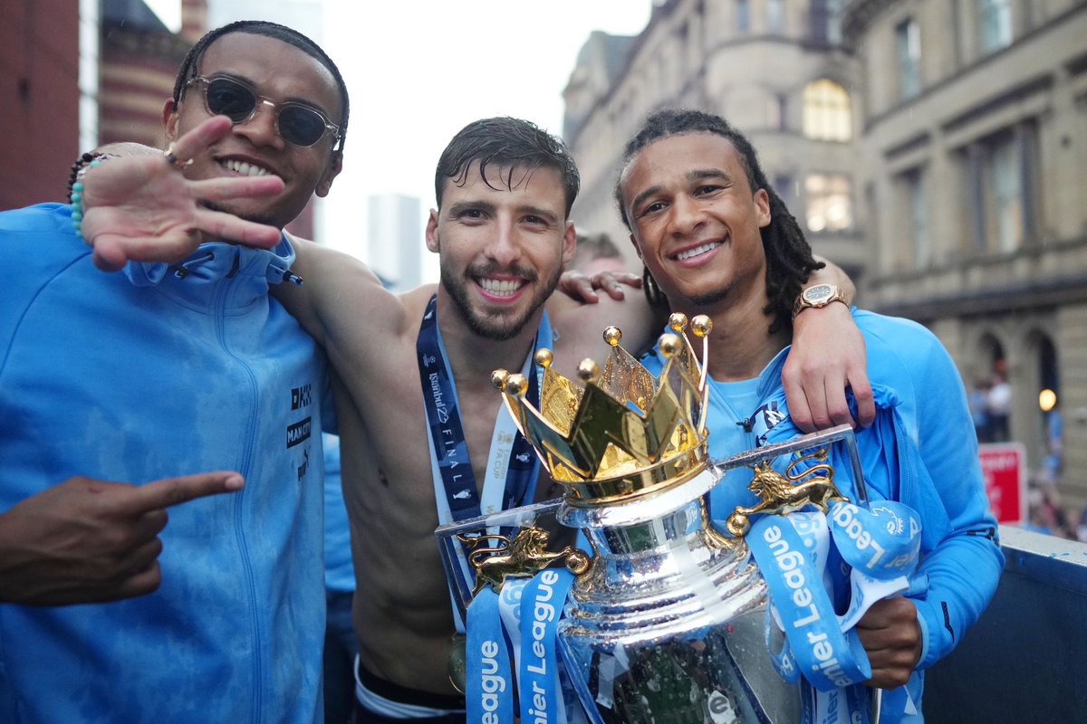 NathanAke's tweet photo. 🤩💙 @ManCity https://t.co/9s35327oPO
