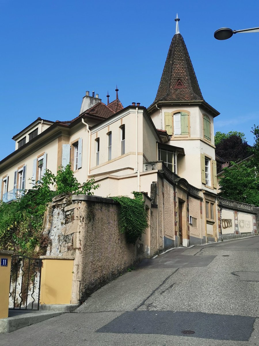 It was a privilege to give a keynote at #swisstext23! Also, Neuchâtel is breathtakingly beautiful.