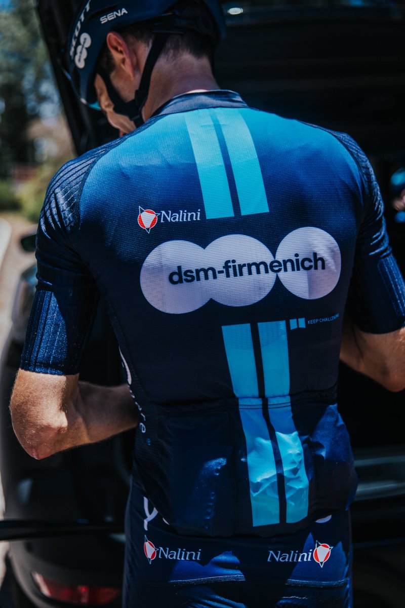 𝔹𝕝𝕦𝕖 𝕚𝕤 𝕥𝕙𝕖 𝕟𝕖𝕨 𝕓𝕝𝕒𝕔𝕜 🔵🔵 

Take a closer look at our brand new @NaliniCiclo kit and the subtle changes we've made as we freshen up our look as Team @dsmfirmenich soon 🔎

#KeepChallenging