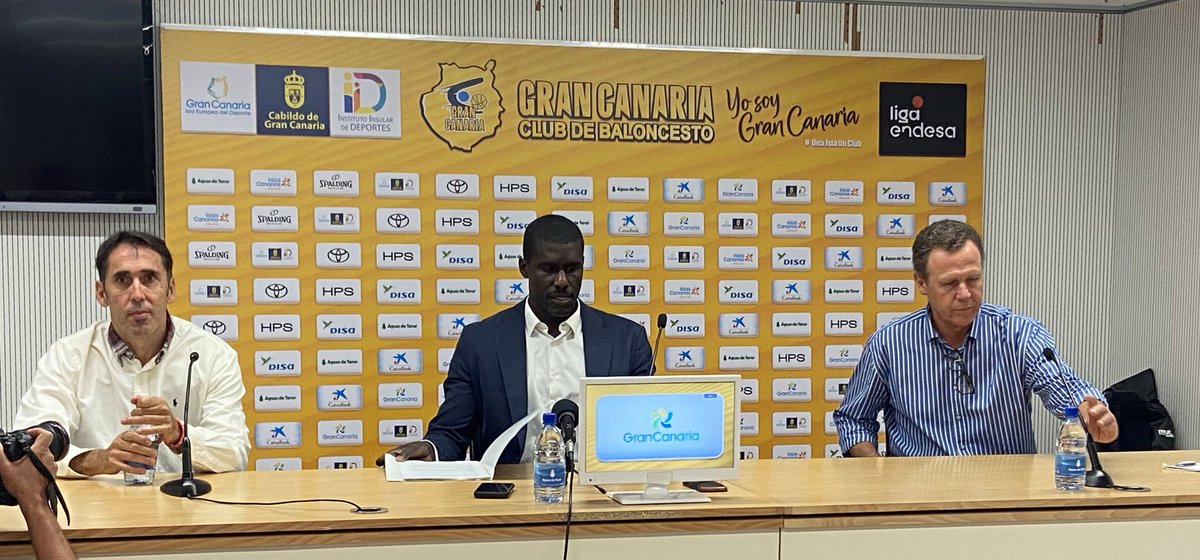 TodoGolesRadio's tweet photo. .@SitaphaSavane: “Quien quiere construir alto tiene que tener cimientos sólidos. Jugar la @EuroLeague hubiese sido una irresponsabilidad disfrazada de valentía” https://t.co/B5xGZoCKqM