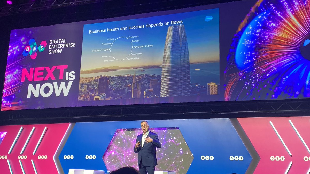 On stage <a href="/ValaAfshar/">Vala Afshar</a> - Not to be missed: "The most valuable companies today are data companies. For me data is like water, has to be clean, affordable, there is abundance of data... We need to effectively use the data we have to SUCCEED"