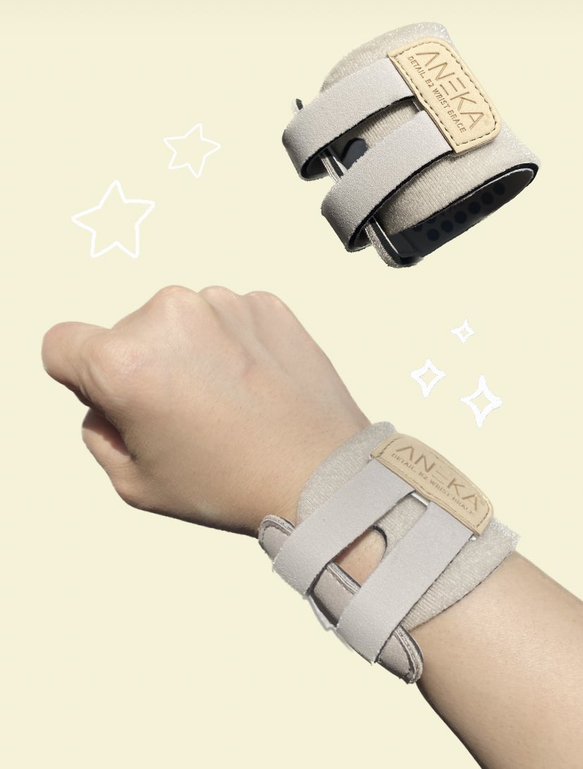 아네카에서 새로 리뉴얼된 손목보호대를 보내주셔서 사용해보았어요!
1. 쫀쫀하게 잡아주는 느낌, 그치만 답답하지않음
2. 라벨크기가 작아져서 활동시 방해받지 않음
3. 아이보리색상! 시원해보여서 좋다,,
그림, 레진작업 외에도 주방일 할 때 유용하게 잘 쓰고있습니다 ☺️
#아네카 #B2손목보호대