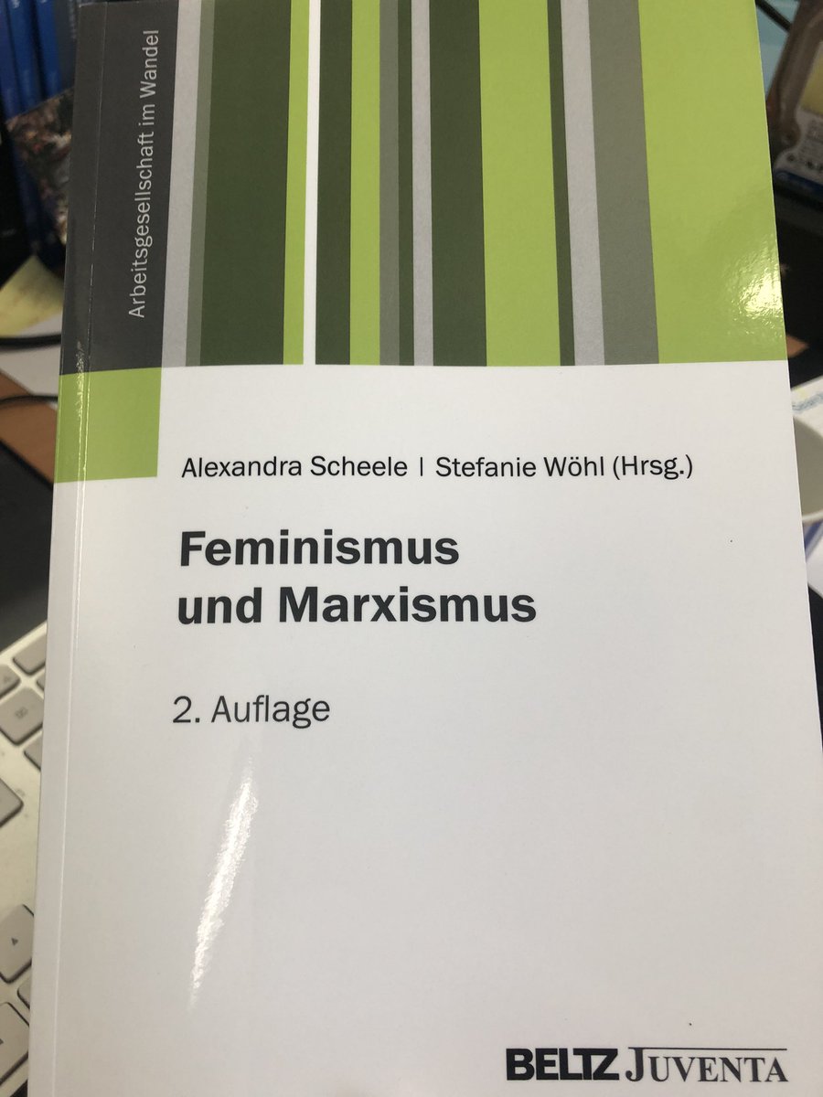 ManuelaBoatca's tweet photo. It so happens that a revised and extended version of that chapter has just come out in German and just reached my desk, so thank you @oceans_need for the opportunity to advertise a text that is very dear to me - in both languages! https://t.co/2ll2tWj4oY