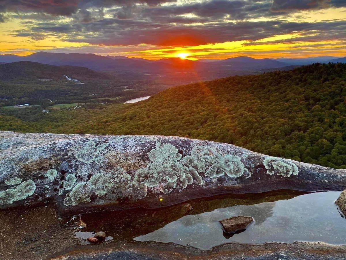 Good morning, #Adirondacks!
📍The view from Pitchoff
📷 Fran Christian Armitage