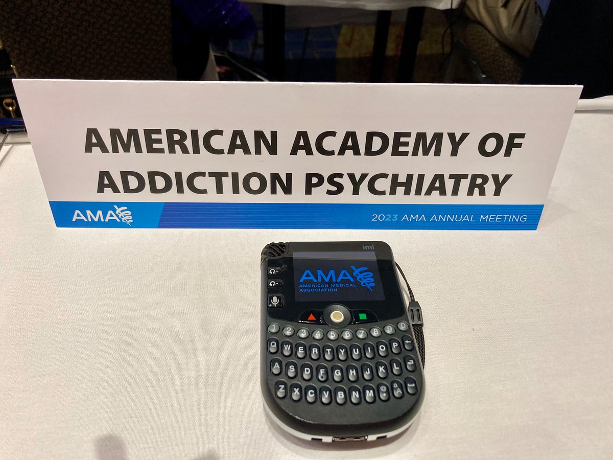 DrPsychMD's tweet photo. It’s official!! 🤩🩺🥼🌟

@AAAP1985 has entered the House of #Medicine at the @AmerMedicalAssn to advocate for patients w/ #SUD &amp; other co-occurring #psychiatric disorders.

#StrongerTogether 
Let’s #EndTheStigma &amp; #EndTheEpidemic  
#MembersMoveMedicine #RecoveryPlan https://t.co/L7qMADGVLi