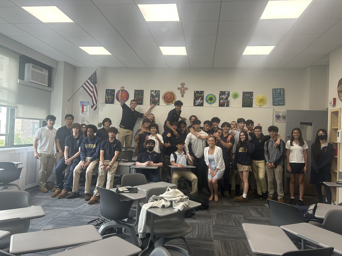 msromeroxhs tweet media