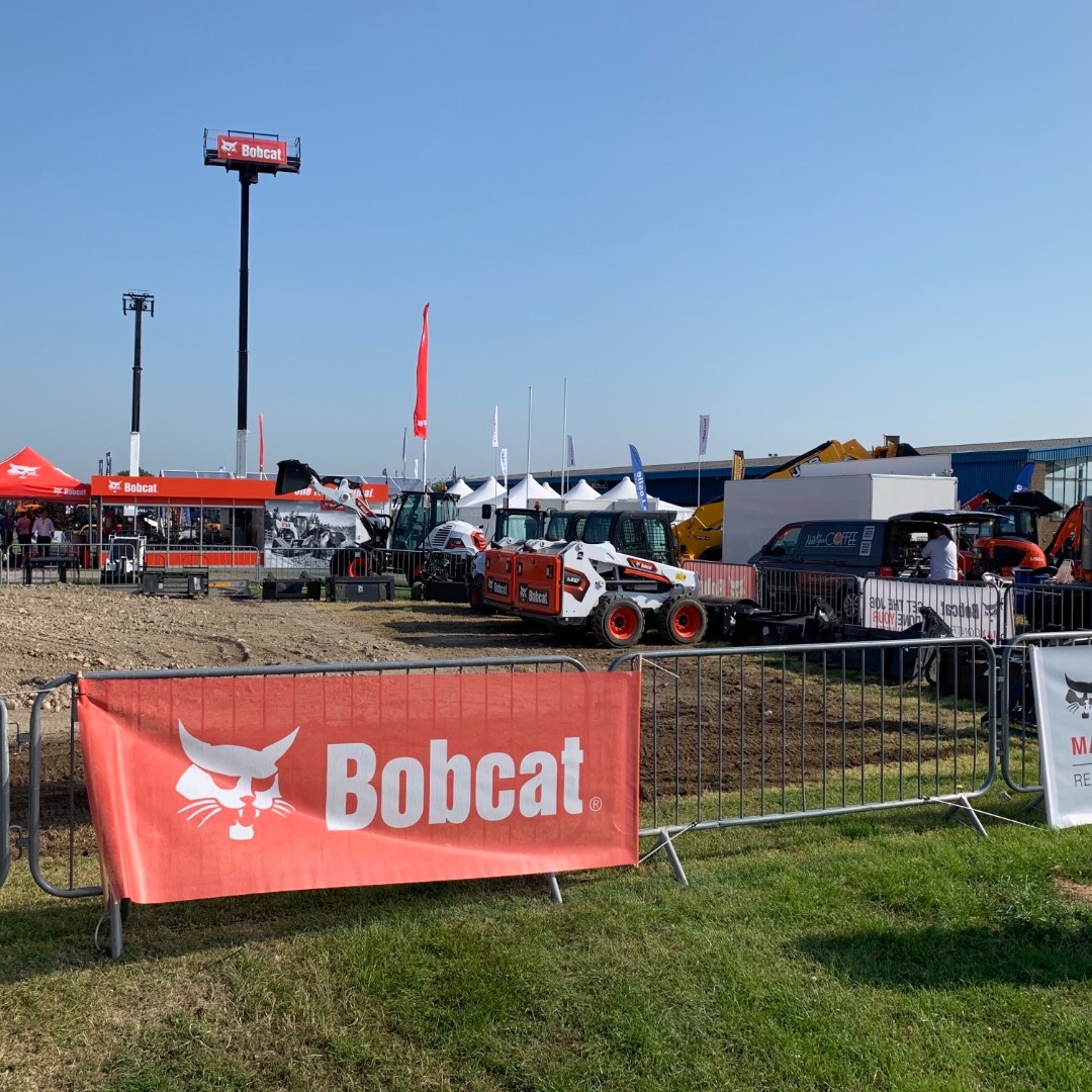 We are all set up and ready for the first day of the @Plantworx2023!

You can come and find us at Stand A-C27!

#plantworx #platworxs2023 #plantworxconstructionexhibition #peterborough #sykespickavant #tradeshow #exhibition #garageequipment #garageessentials #tools