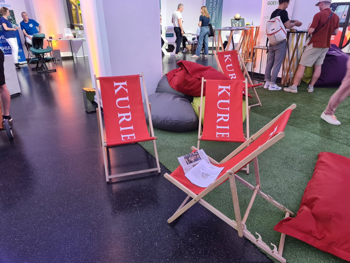 S4F_Wien's tweet photo. Triff uns heute auf dem #SpeakOut Festival. 
#WissenSchafftKlimaschutz https://t.co/5B3h8Ctdrn