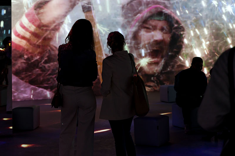 Ens podeu trobar a la sala immersiva 'Dracs, llegendes de foc' del nou Museu Digital de la Casa Amatller de Puig i Cadafalch. Una experiència audiovisual 360° creada per <a href="/Burzon_Comenge/">Burzon*Comenge</a> 
i <a href="/idealbarcelona/">idealbarcelona</a>
👉 +info: bre.is/XPaH4Xjg