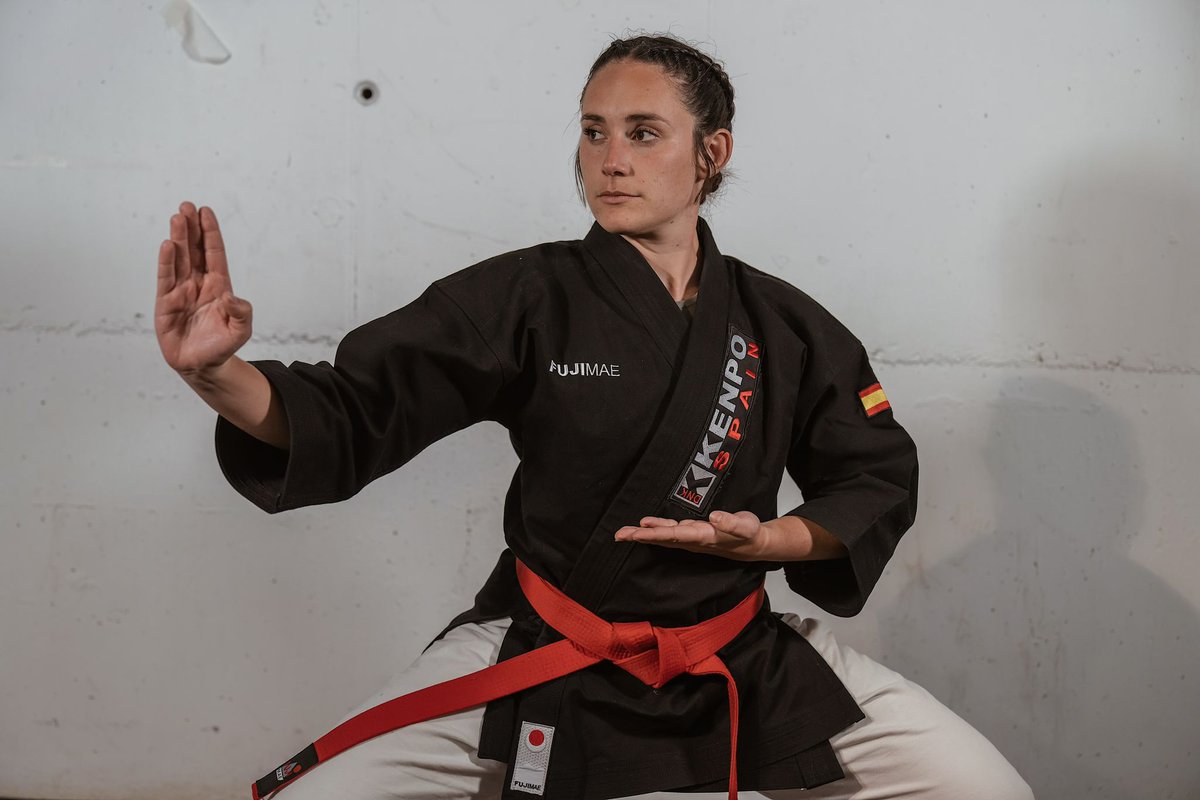 🫢 Tenemos un martes de #DirectoMarcaGranada muy variado

⚽ Media day con las jugadoras del <a href="/GranadaCF_Fem/">Granada CF Femenino</a> y @Roger_901 
🏀 Charlamos con Manuel Trinidad y <a href="/Javidelestal/">Javi Del Estal</a> del ascenso a Eba del <a href="/cbbaza/">PinkBear Cb Baza</a> 
📚 Empieza #Selectividad2023
😍 Varios #EspacioDiputación 

⌚ 14:00h - 15:00h