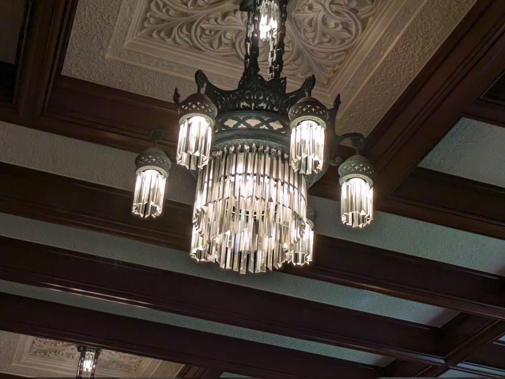 RepeatItInRed's tweet image. Traditional Umineko pilgrimage post.