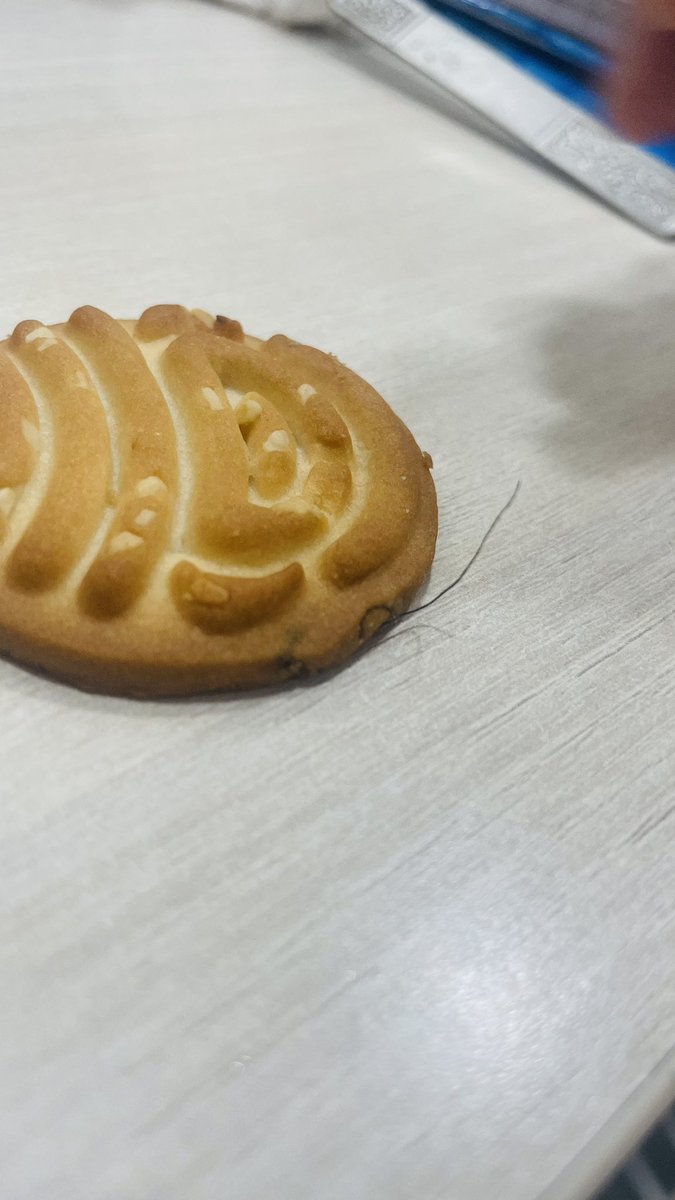🚨Attention @BritanniaIndLtd ur #GoodDay biscuit becoming #BadDay Shocked and appalled to find hair lurking inside biscuit. this is a serious breach of trust!customers deserve uncompromising quality! @fssaiindia  @foodsafetydelhi #Unacceptable #QualityFailure #LostTrust