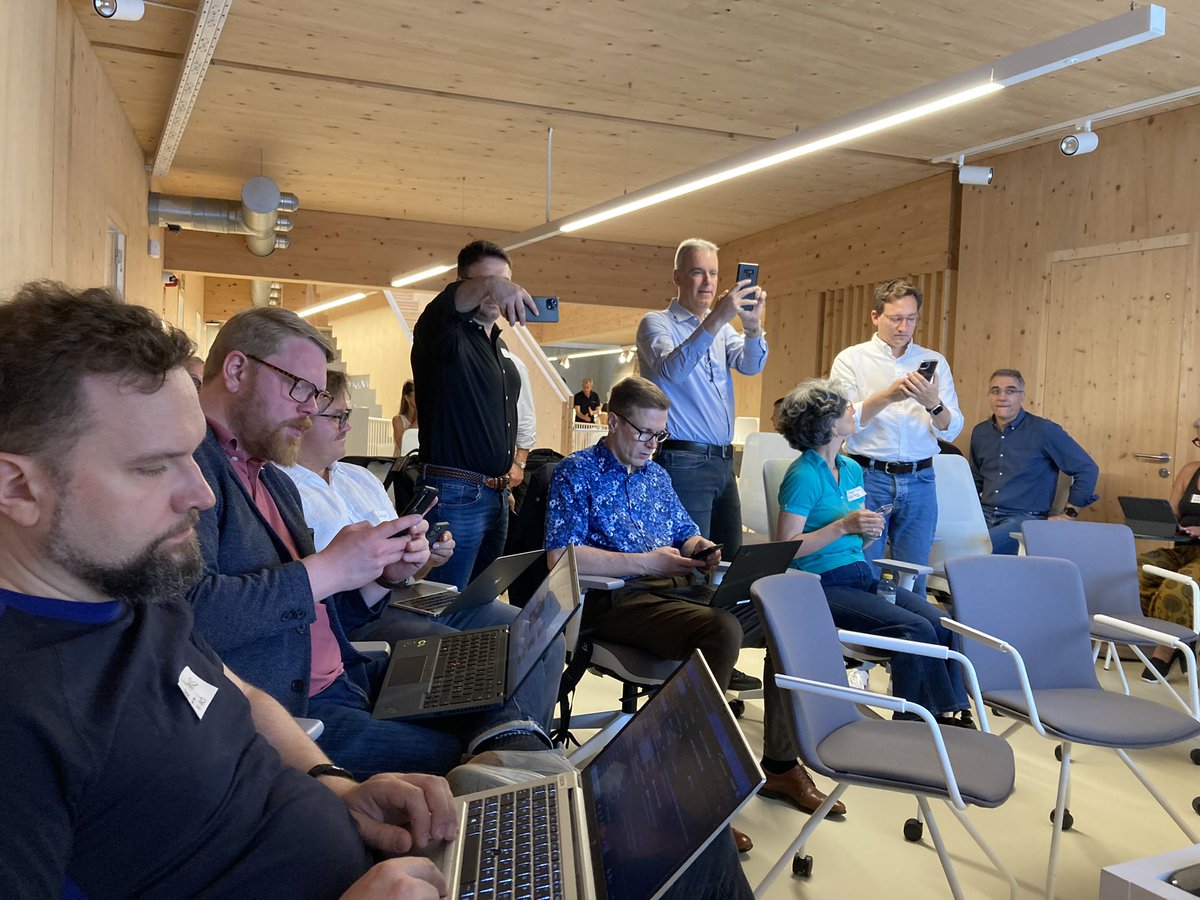 EUNIS_IT's tweet photo. #EUNIS23 Think Tank on the interoperable ecosystem breakout groups https://t.co/HIMTTJ6YdY