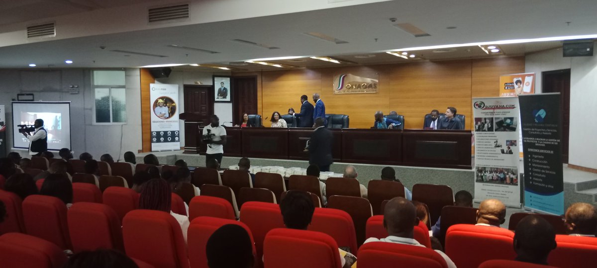sonagas_ge's tweet photo. #SONAGAS GE acoge la formación para El Emprendedor local organizada por  #EGLNG
Dicha formación tendrá una duración de 3 días. https://t.co/0Ds5EMtxCH
