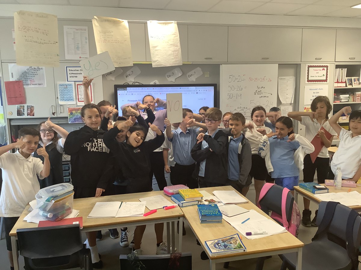 MossvaleP's tweet photo. Does🍍belong on🍕? P5 have their say🗣✍️ How does their opinion compare with the whole-school survey?📊 Please feel free to vote🗳yourself:
✅ for YES
❌for NO
#classdebate @AttainRen @Brendanduffy71 @angej72 https://t.co/D1T4Lproim