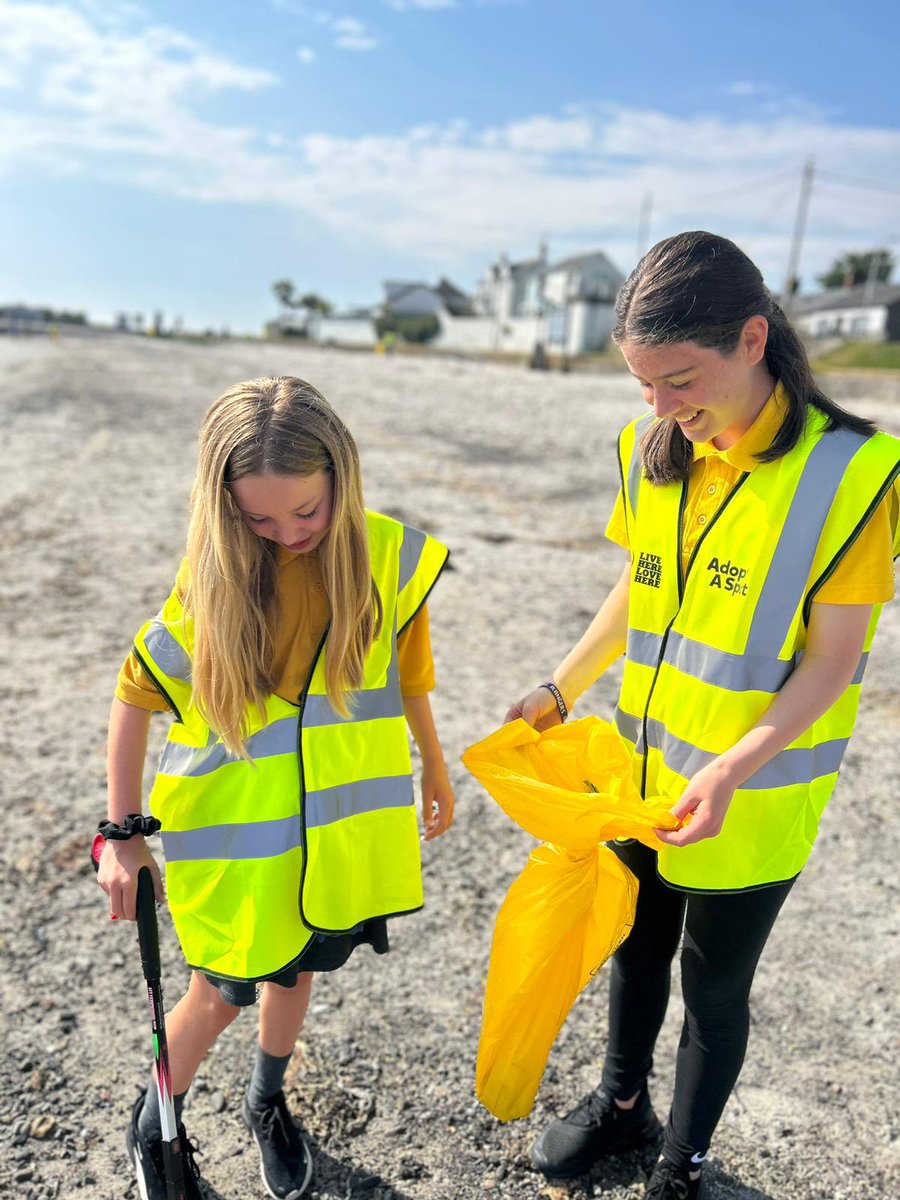 Our P7s have been busy this morning looking after our <a href="/isupportlhlh/">Live Here Love Here</a> #adoptaspot down at Millisle Lagoon, the capital of paddleboarding in North Down! 
#beachclean #keepNIbeautiful #paddleboarding