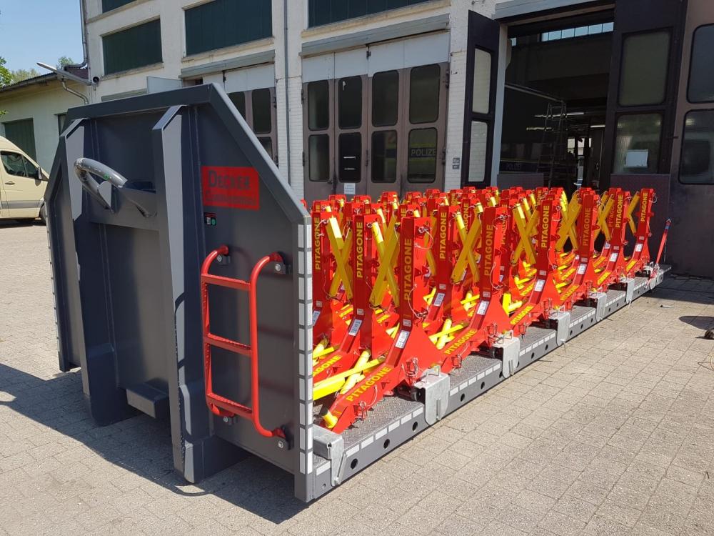 Biete: Decker Spezialplattform mit Halterungen für Absperrungen

feuerwehr.de/markt/anzeige.…

#Feuerwehr #FeuerwehrMarkt