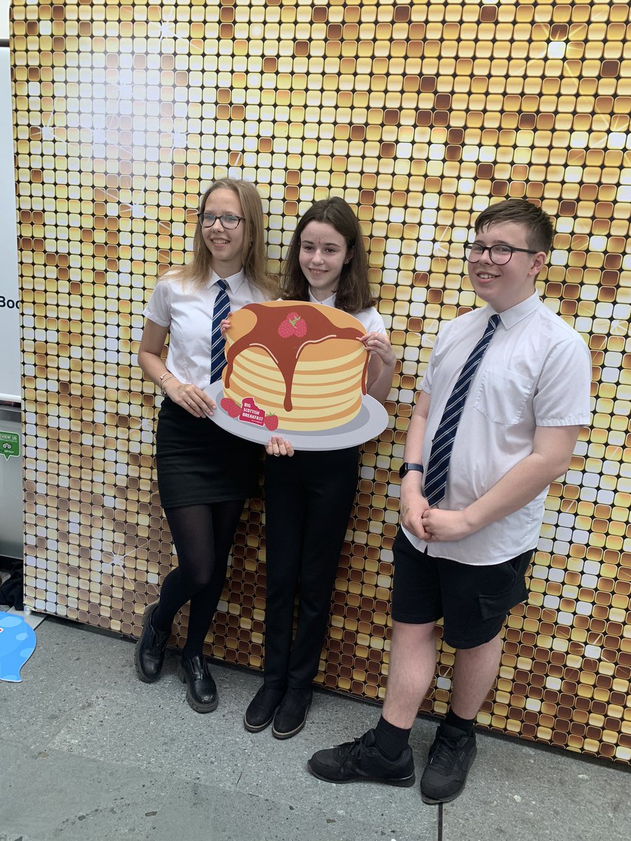 perthacademy's tweet image. We’ve brought our winning team to the @ypi_scotland National Event.  Well done to Rachel, Lewis and Nadia who won £3000 for @TraumaTogether #TeamPA #photoboothfun