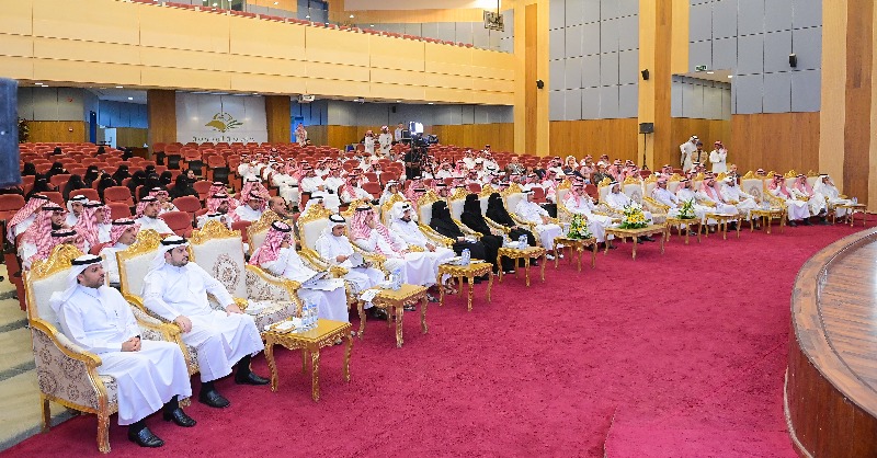umajmaah's tweet photo. رئيس #جامعة_المجمعة يرعى حفل جائزته للجودة والتميز والملتقى الأول لتجديد الاعتماد المؤسسي ..