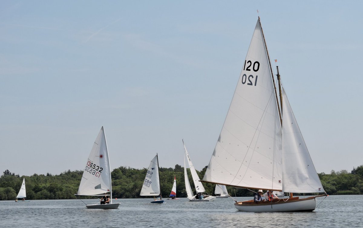 HorningSC's tweet photo. We had a great day's racing on Sunday on the Broad - read about it here https://t.co/lH3qDmCqxS - thanks to Antony Cotterill for the photographs! https://t.co/COOWaQERW5