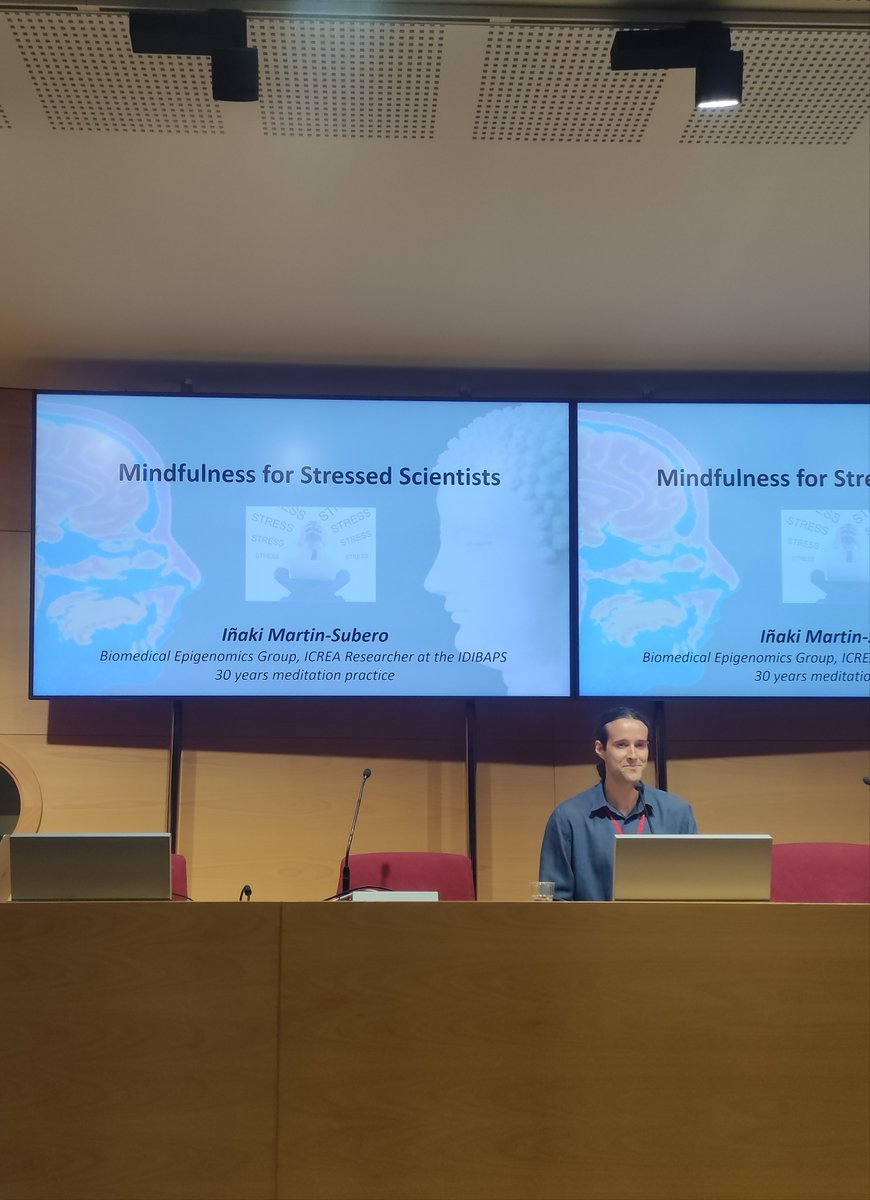 BEpigenomics's tweet photo. Yesterday at the PhD Day organized by @phd_idibaps, Iñaki delighted us with an introduction to #Mindfulness🪷, in light of the scientific evidence of its benefits and, in his own words, away from the esoteric. https://t.co/9CvNCuOrSa