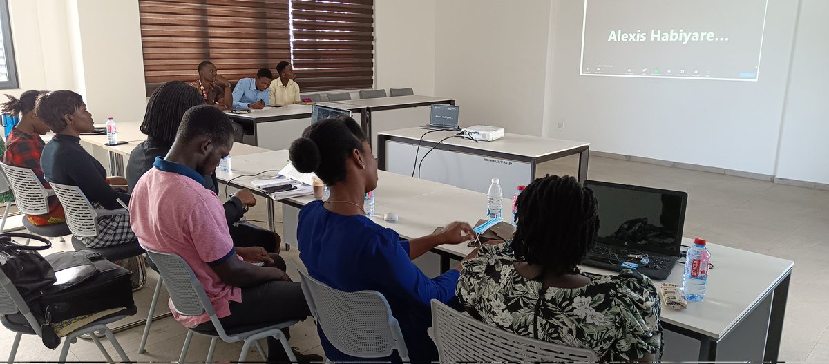 SARChI_ID's tweet image. Day 1 of the Third Young Scholars Conference is going great! 
Panel discussions are underway on Green Industrialisation &amp;amp; Structural Transformation. 

Somanya, Ghana satelite, we see you! Hello from Johannesburg  #GreenIndustrialisation #StructuralTransformation #YSCAfrica_IP