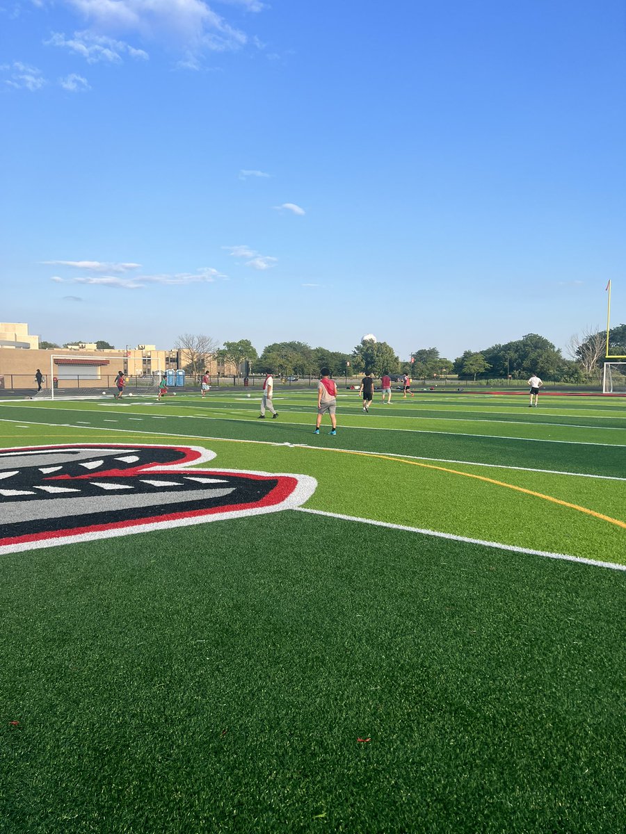 Big turnout of 28 soccer players for open field night. Freshman, sophomores, juniors and seniors all showed up! Let’s keep this momentum going and get more out next Monday. 6:30-8pm June 19th! #raptorstrong