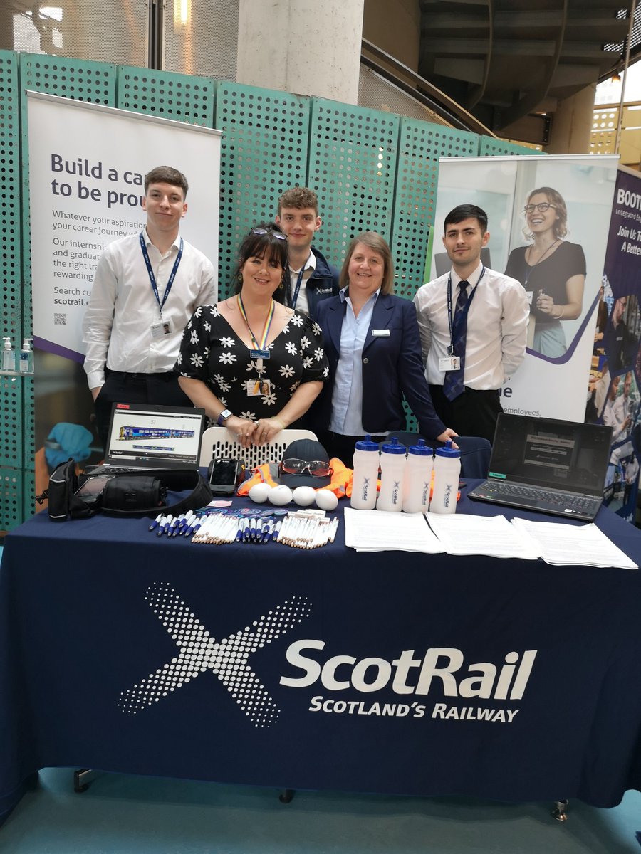 @ScotRail volunteers attending @CaledonianNews with @SmartSTEMs to promote careerd within the business. Hopefully engage with lots of pupils this afternoon.
#CollabisKey #STEM #ScotlandsRailway