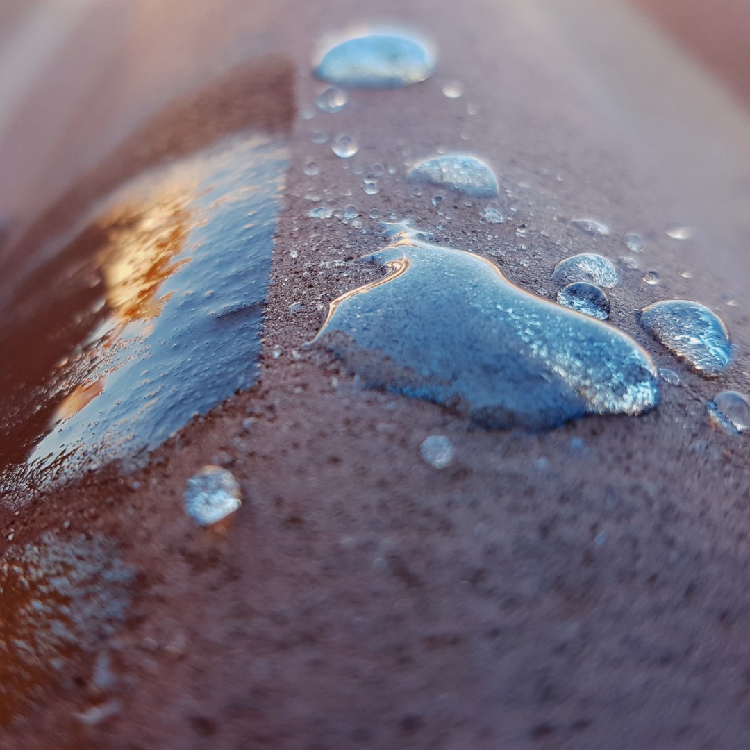 properlauk's tweet photo. An untreated roof tile β Vs a ProPERLA treated roof tile β
Our super hydrophobic treatments don't just improve the appearance of roofs, they are crucial for protecting roof tiles from damage.
Find out more π https://t.co/Rggw5mMxoV
#ProPERLA https://t.co/l3f3Ckj3As