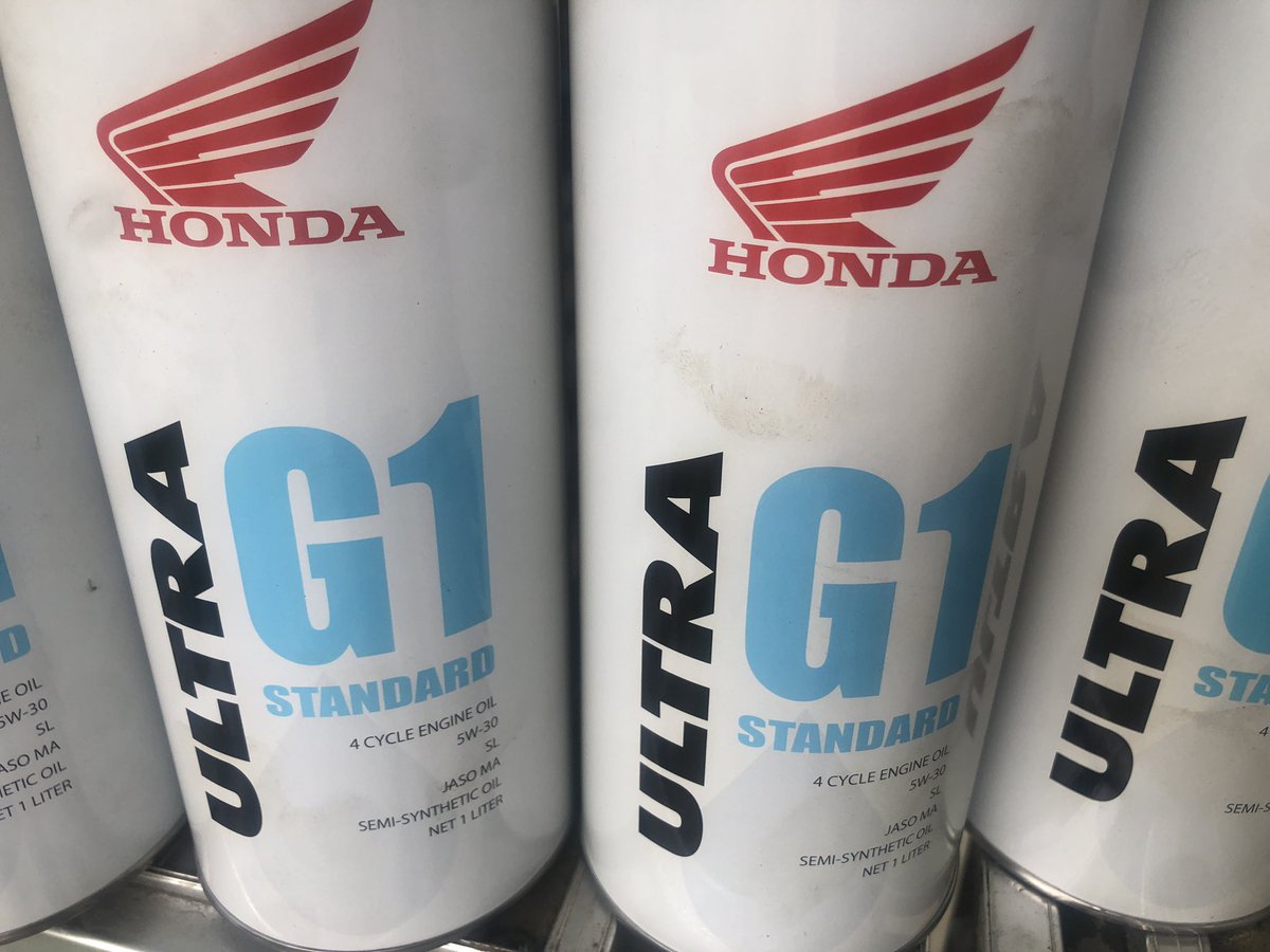 sc54_cb1300sf25's tweet image. 梅雨の晴れ間🌤️に
愛車のオイル交換できた♪

■備忘録
2023.6.13.オイル交換
走行距離 46,674km
ドレンボルト交換
▶︎92800-14000
エレメント交換なし
#cb1300sf  #sc54