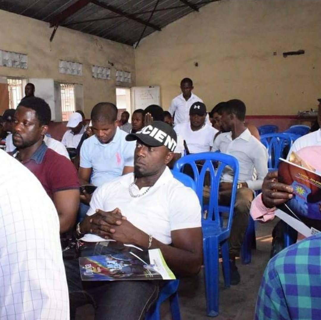 Sur invitation des jeunes #RDCiens de Limete, le Coordonnateur Général <a href="/BuddyBmukadi/">Buddy B. Mukadi</a> a parlé des perspectives à venir de notre organisation et qlq opportunités qui se présentent, la meritocratie, la gestion des conflits, l'intelligence collective et la fidélité des membres.