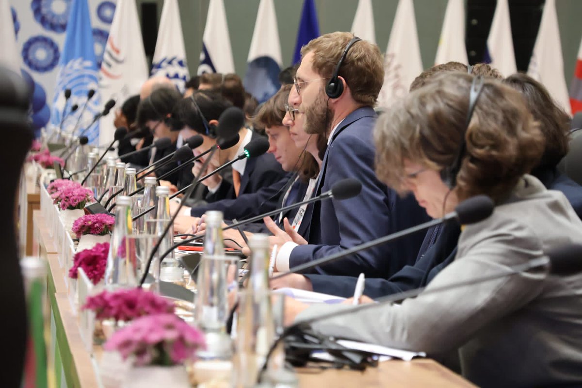 Discussions in session 2️⃣ of the 3rd #FWG Meet revolved around #G20India delegates sharing their perspectives on the draft 'Food and Energy Insecurity Report’. They also deliberated upon key learnings towards dealing with macroeconomic implications of Food and Energy insecurity.