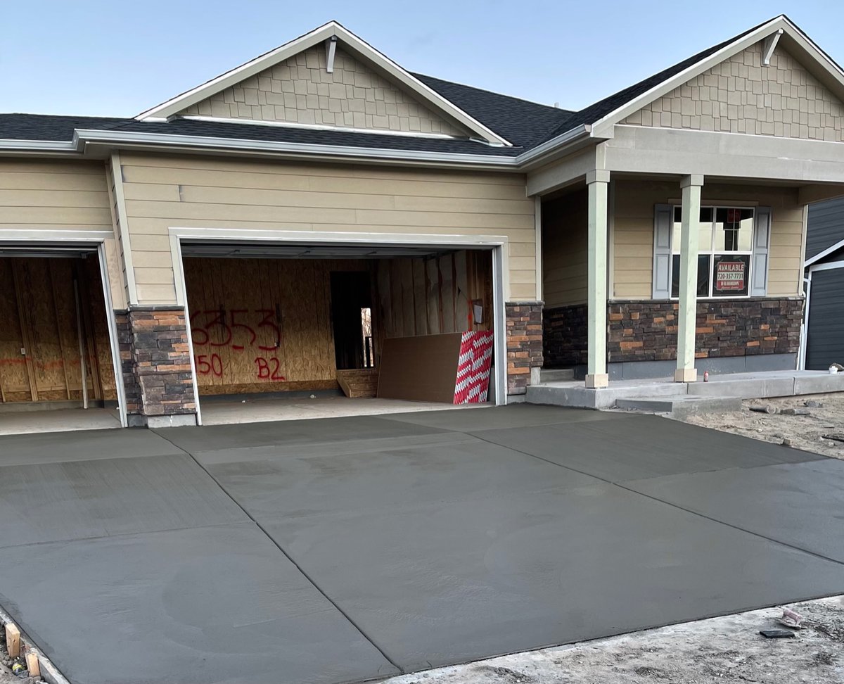 ConcreteTrinity's tweet photo. Did you know that concrete can withstand foot traffic 24-48 hours after pouring, but it takes up to 28 days to fully cure and reach its maximum strength? 

 I guess it's true what they say, good things come to those who wait!

#trinity #concrete #colorado #concreteconstruction https://t.co/rm2Z6y5fJ9