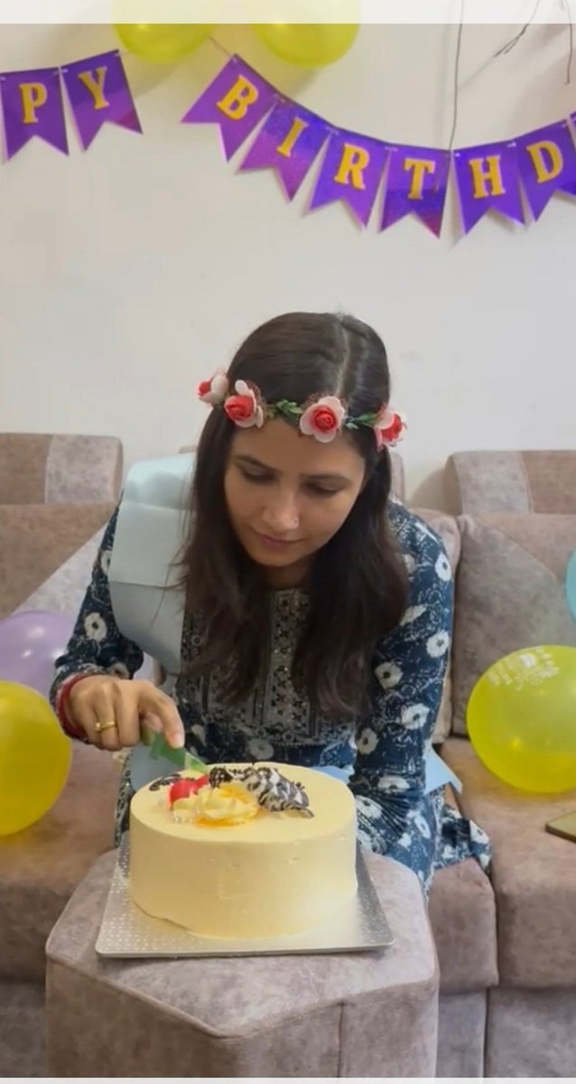 जन्मदिनको धेरै धेरै शुभकामना । 😍😍