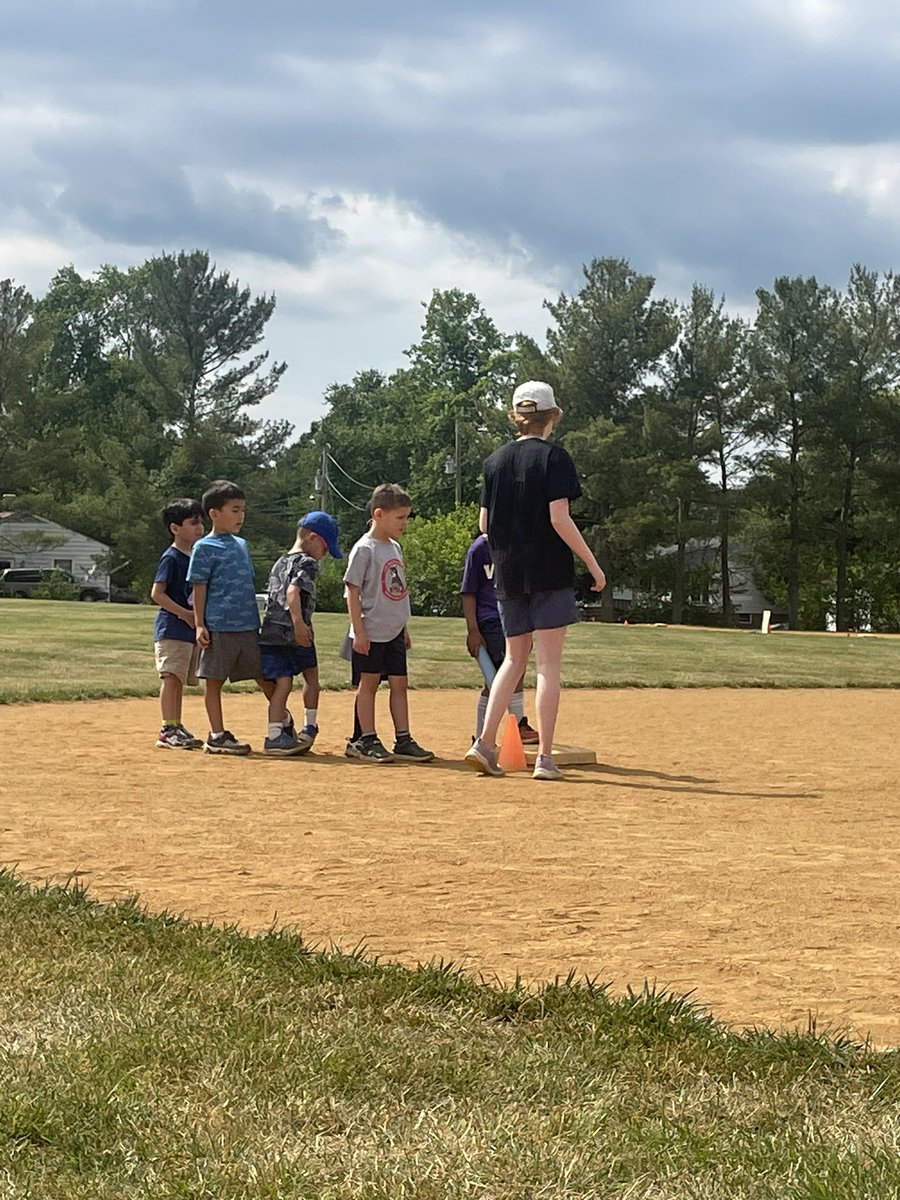 Ms. Cummings tweet media