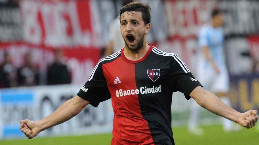 Newell's Bot tweet media