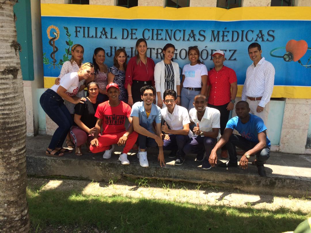 feupalmasoriano's tweet photo. Nuestra Filial y sus militantes se mueven a golpe de #XIICongresoUJC

Intercambio profundo, atemperado y que se parece a los jóvenes revolucionarios de nuestra #Cuba de hoy

Nos queda mucho por hacer todavía pero vamos por el camino correcto a ser #UnaMejorJuventud ❤️🇨🇺 https://t.co/DgonGf669O