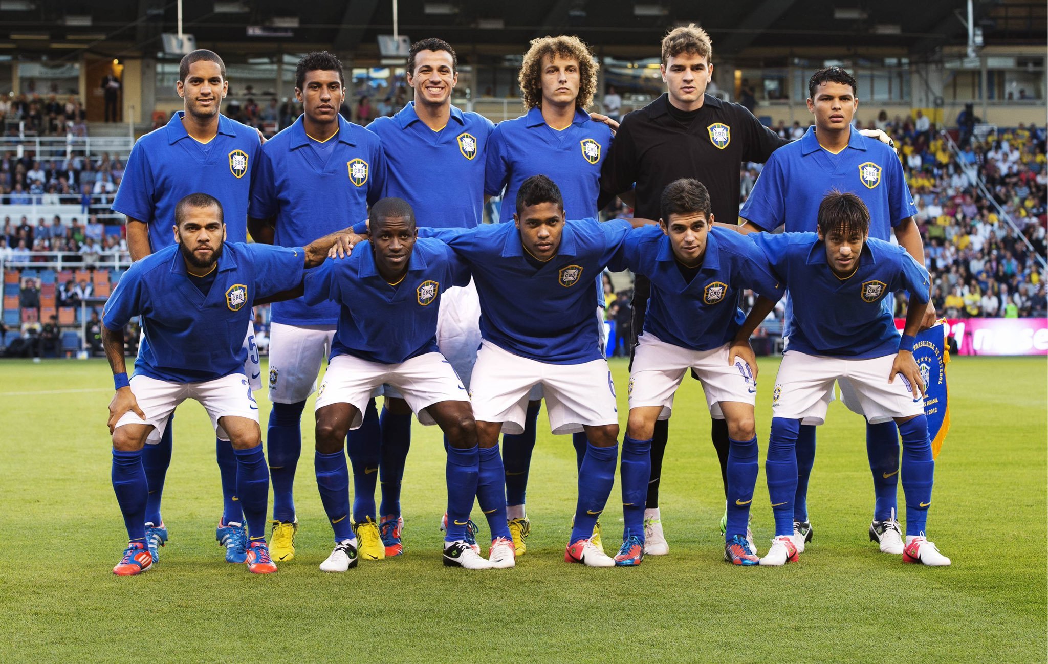 Team Brazil 🇧🇷 on X: O Uniforme Oficial da Seleção Brasileira