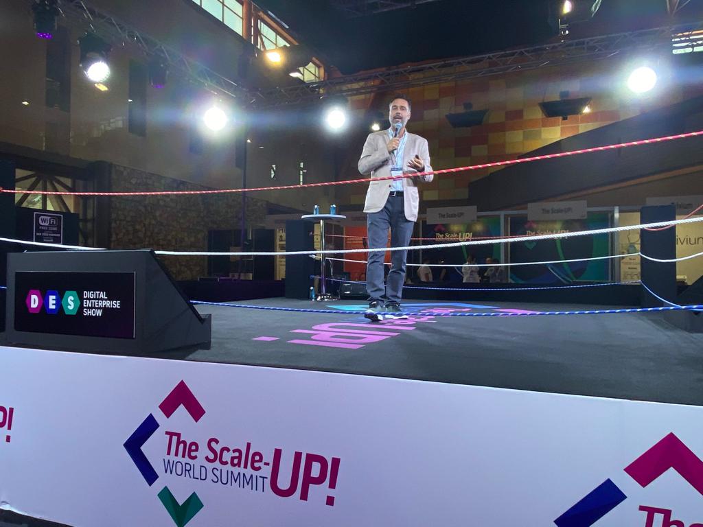 OpenFuture_And's tweet photo. 💥Hoy ha comenzado el @DES_show en #Málaga, el mayor evento europeo sobre #tecnología, donde algunas de las #startupsAOF participan.
➡️Arranca la ponencia sobre el nuevo modelo de emprendimiento digital, de la mano de @RaulJimenezJ, Director Gerente de @AgenciaDigAnd
#DES2023 https://t.co/Mp2ZJovPrh
