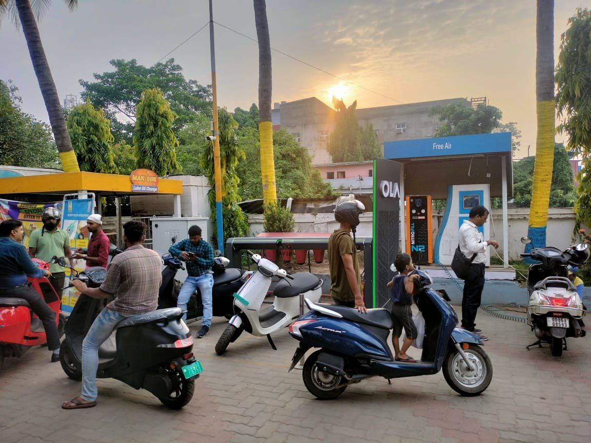 Hey <a href="/OlaElectric/">Ola Electric</a>, Ratha Yatra is just around the corner in Odisha, and all the Hyperchargers are down. People rely on them for going to Puri during this time. Can you please look into it and ensure the chargers are up and running ASAP?

<a href="/bhash/">Bhavish Aggarwal</a> It's a request from Odisha Community