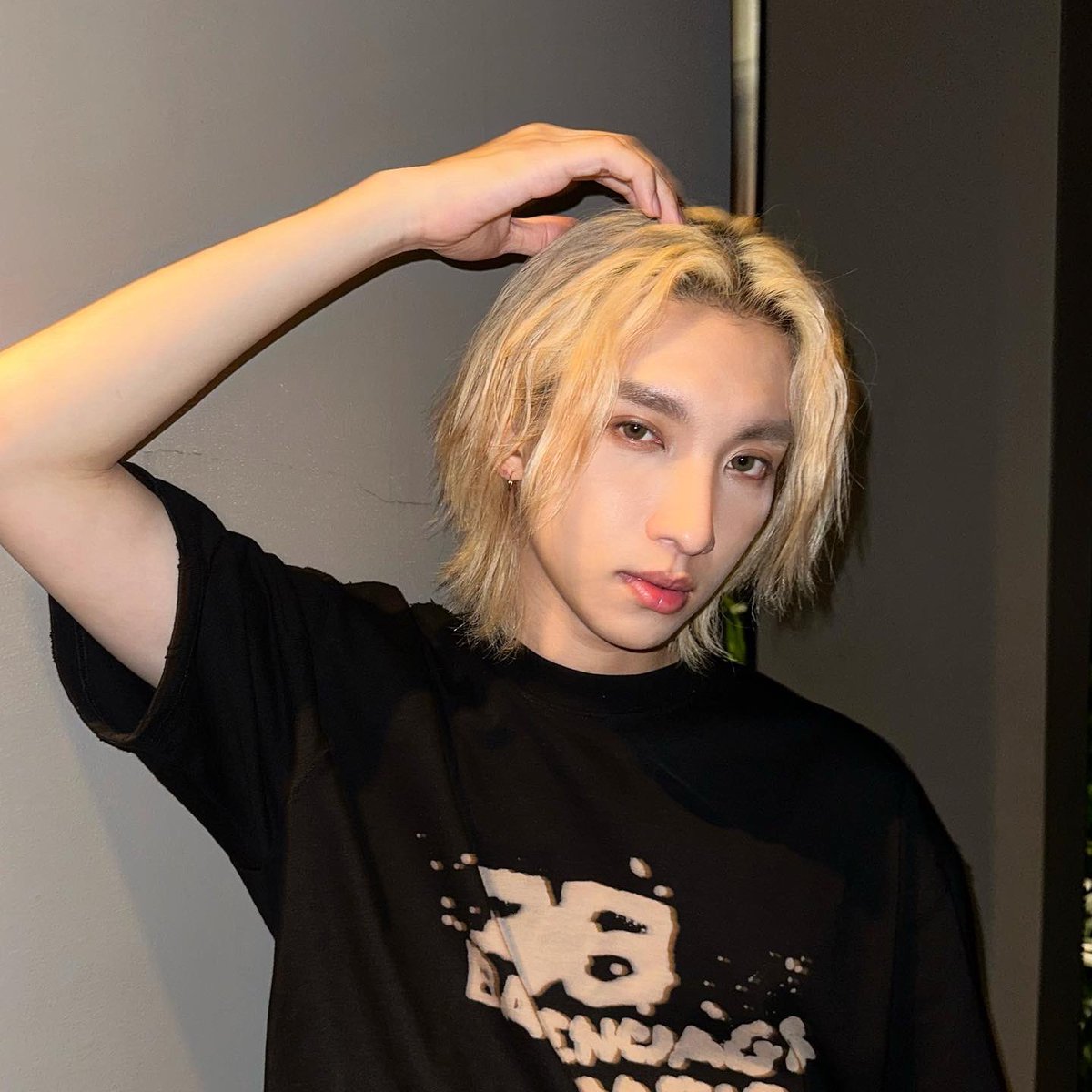Noeul_lee6's tweet photo. Goodnight 🌙 #BoNoh #MagentaBoy #Noeulnuttarat https://t.co/wJJqHuVjR8