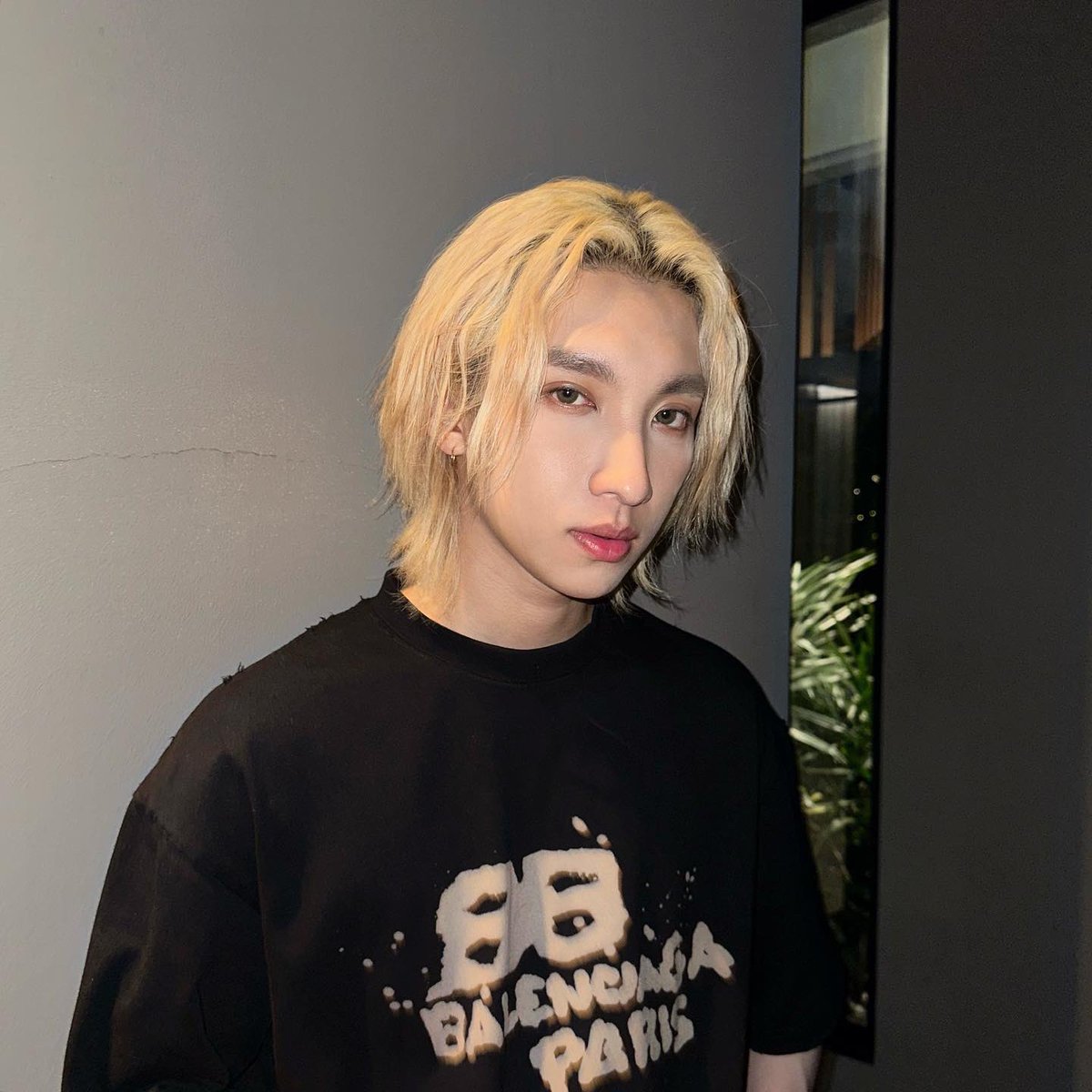 Noeul_lee6's tweet photo. Goodnight 🌙 #BoNoh #MagentaBoy #Noeulnuttarat https://t.co/wJJqHuVjR8