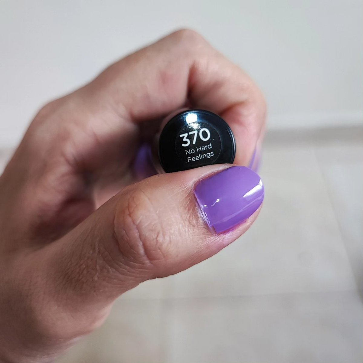 Unails7's tweet photo. uff este tono😍 Sally Hansen hard as nails💅👀💜🪻🟣🟪💜 Tono 370 No hard feelings💜 https://t.co/3K49zAvLqg